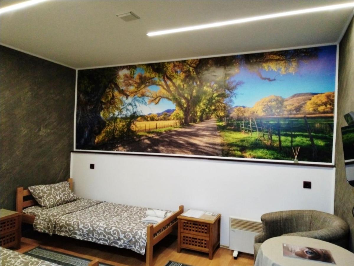 Fun Rooms Sobe Prenociste Borca ภายนอก รูปภาพ