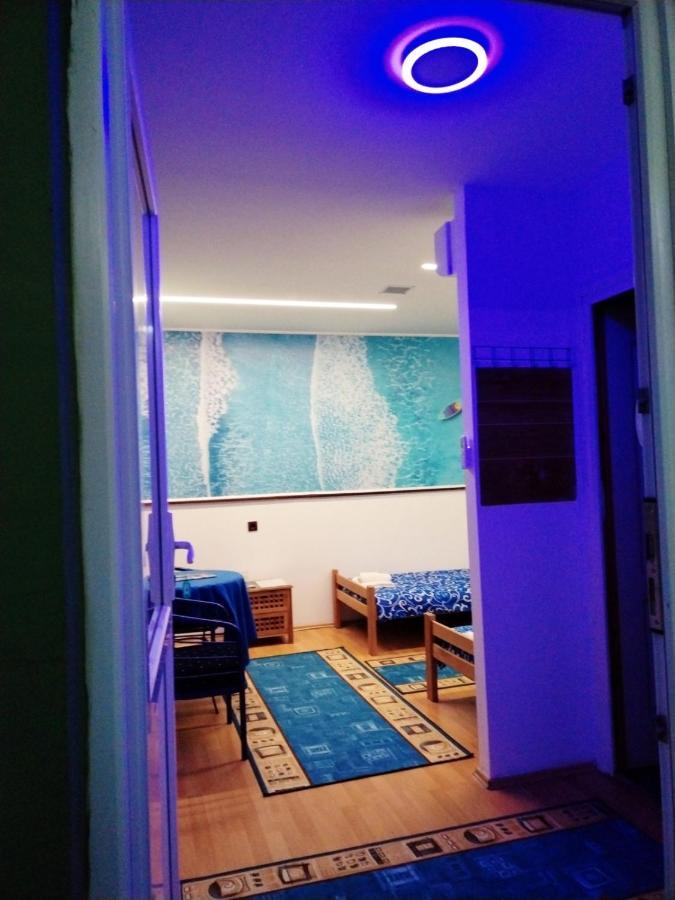 Fun Rooms Sobe Prenociste Borca ภายนอก รูปภาพ